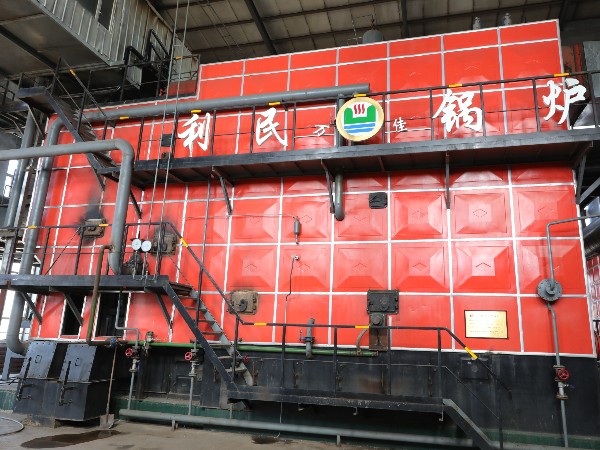 秸稈收儲忙，秸稈打捆直燃鍋爐“口糧” 儲備足